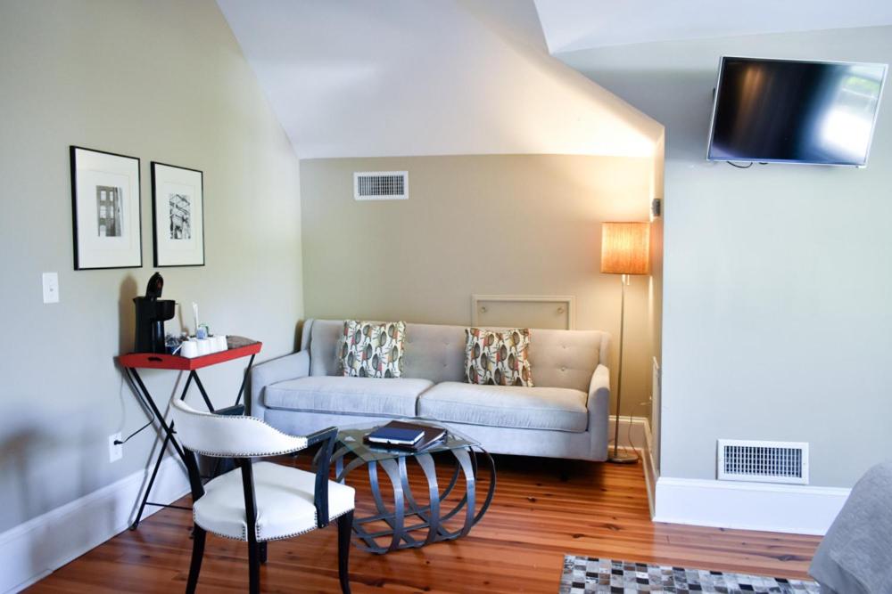 Standard Suite interior